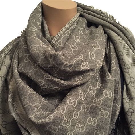 prezzi foulard gucci|sciarpe gucci.